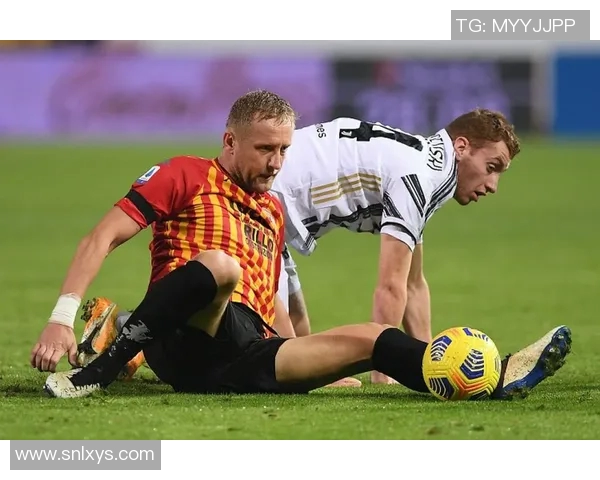 贝内文托主场迎战罗马球队全力争胜的精彩对决 贝内文托主场迎战罗马球队全力争胜的精彩对决