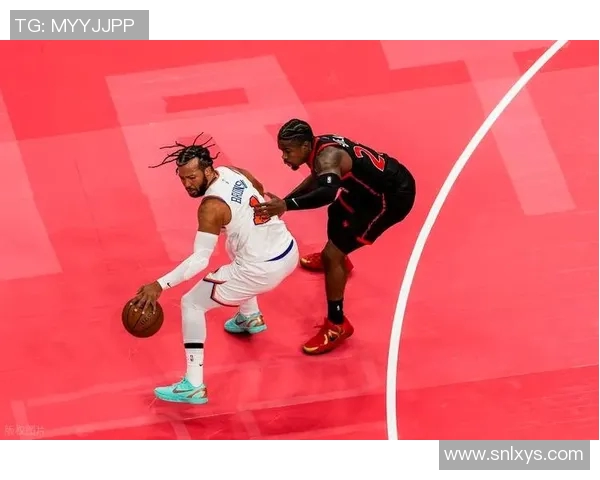 骑士与魔术东部决赛首战精彩对决谁将赢得关键胜利